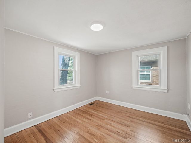 411 WILCOX Street, Rochester, MI 48307