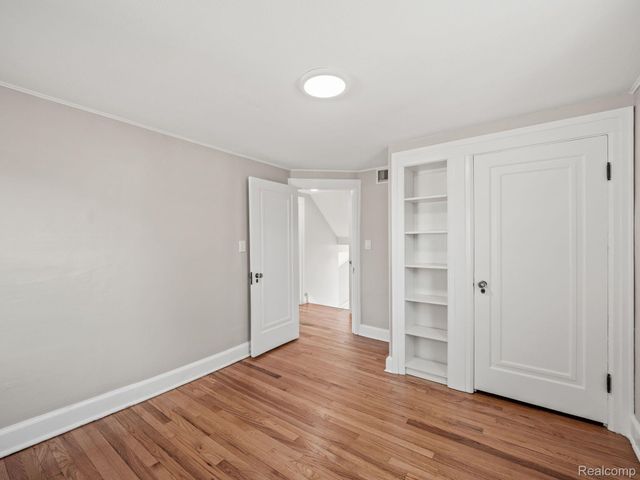 411 WILCOX Street, Rochester, MI 48307