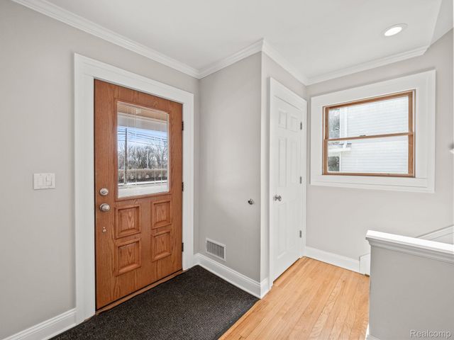 411 WILCOX Street, Rochester, MI 48307