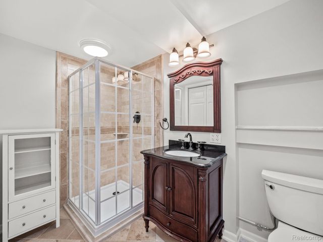 411 WILCOX Street, Rochester, MI 48307