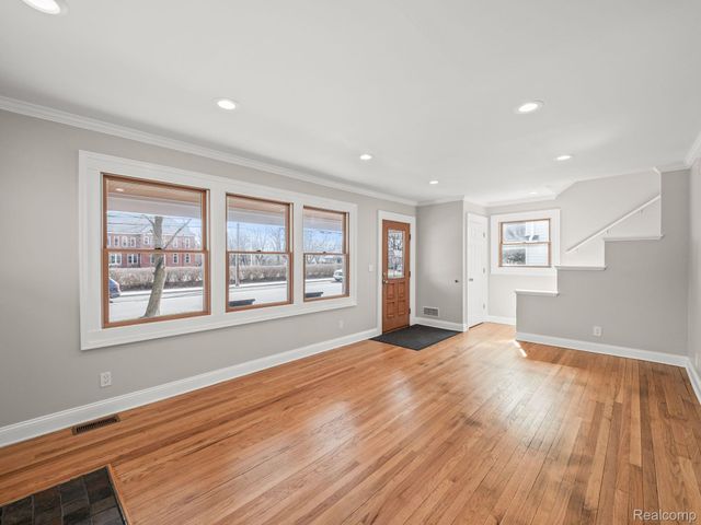 411 WILCOX Street, Rochester, MI 48307