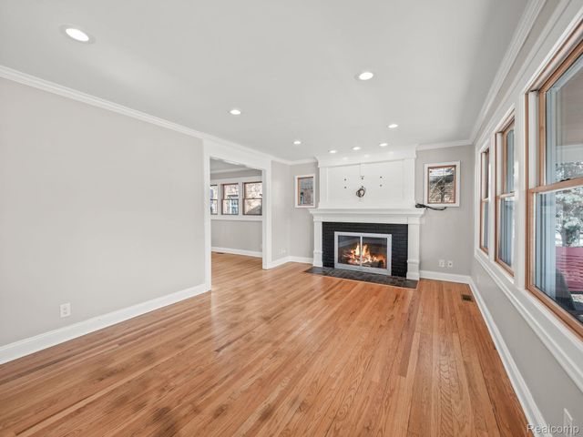 411 WILCOX Street, Rochester, MI 48307