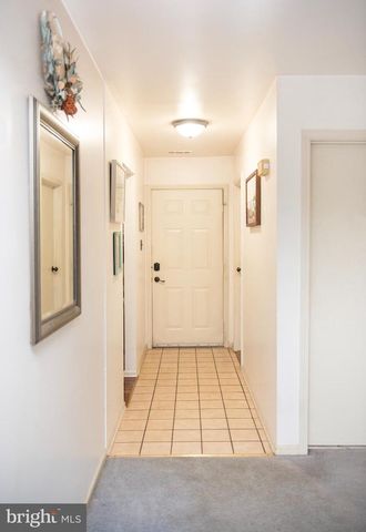 18 PARTRIDGE COURT, Marlton, NJ 08053