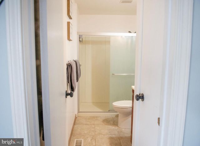 18 PARTRIDGE COURT, Marlton, NJ 08053