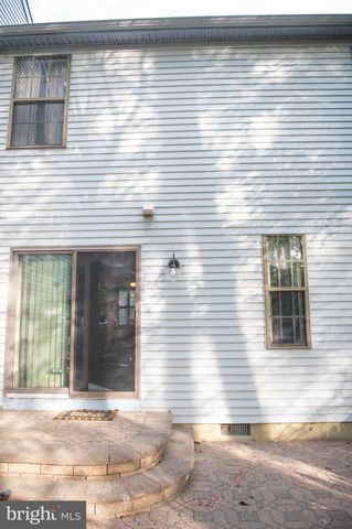 18 PARTRIDGE COURT, Marlton, NJ 08053