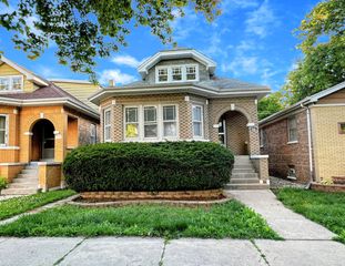 3612 East Avenue, Berwyn, IL 60402