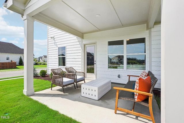 209 E American Marigold Drive 44, Benson, NC 27504