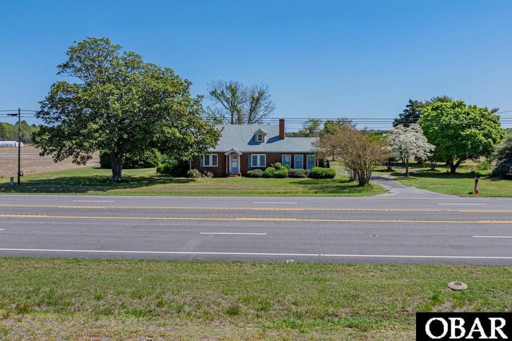 Image 1 of property listing at 7267 Caratoke Highway, Jarvisburg, NC 27947