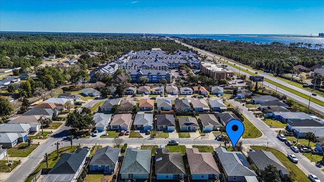 1869 Vineyard Street, Navarre, FL 32566