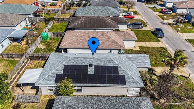 1869 Vineyard Street, Navarre, FL 32566
