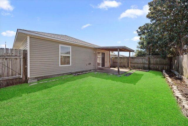 1869 Vineyard Street, Navarre, FL 32566