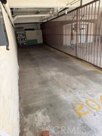 1515 Amherst Avenue 204, Los Angeles, CA 90025