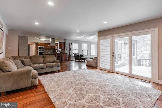 880 MACCLESFIELD RD, Furlong, PA 18925