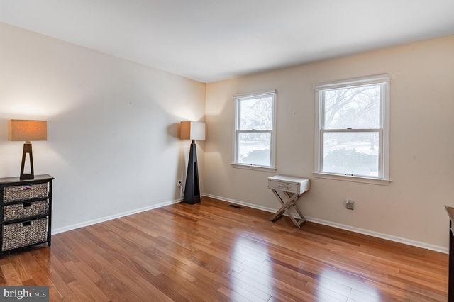 880 MACCLESFIELD RD, Furlong, PA 18925