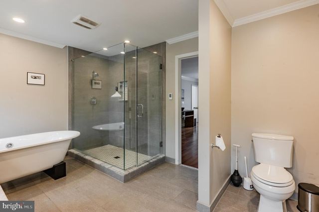 880 MACCLESFIELD RD, Furlong, PA 18925