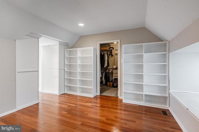 880 MACCLESFIELD RD, Furlong, PA 18925