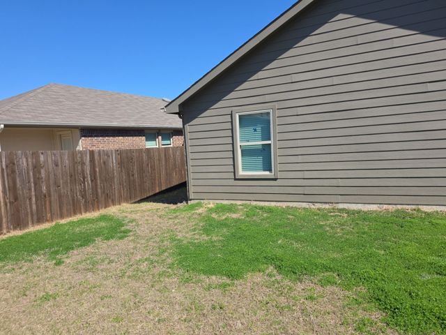 3534 Mildren Bend, Crandall, TX 75114