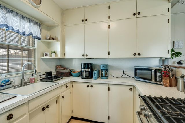 2906 KENESAW AVENUE, Wichita Falls, TX 76309