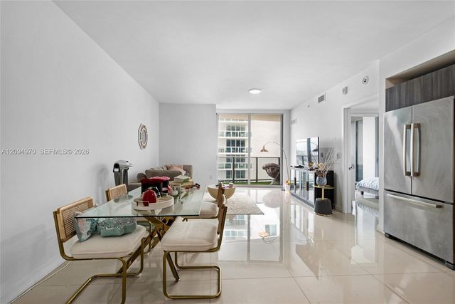 488 NE 18th Street 3003, Miami, FL 33132