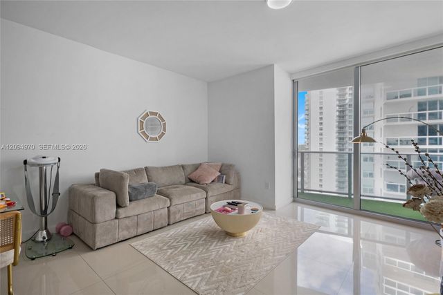 488 NE 18th Street 3003, Miami, FL 33132