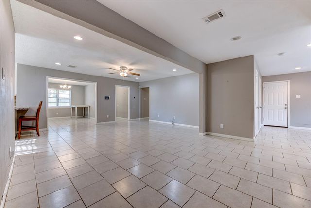 1121 Phyllis Street, Deer Park, TX 77536