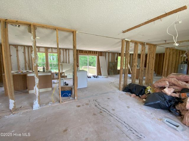 239 Shipmans Pike, Jacksonville, NC 28546