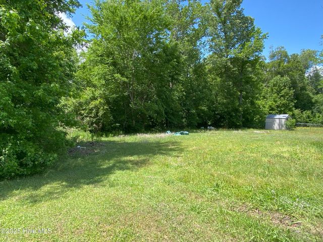 239 Shipmans Pike, Jacksonville, NC 28546