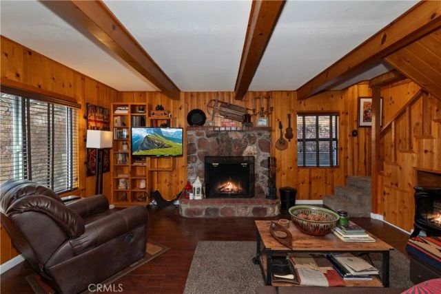 39676 Oakglen, Fawnskin, CA 92333