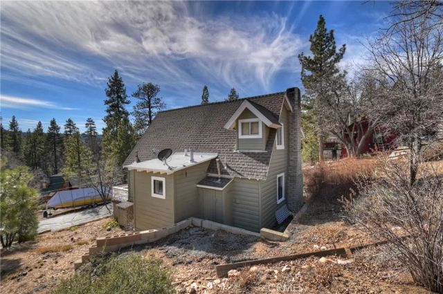39676 Oakglen, Fawnskin, CA 92333