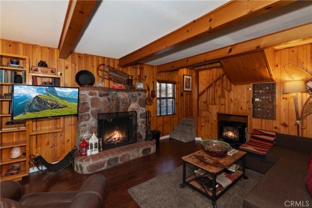 39676 Oakglen, Fawnskin, CA 92333