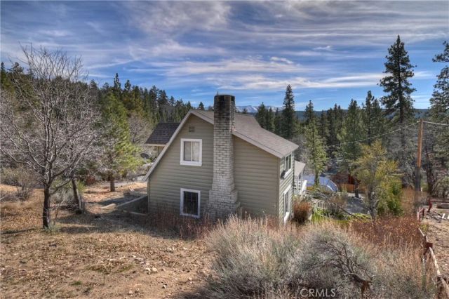39676 Oakglen, Fawnskin, CA 92333