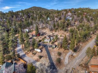 39676 Oakglen, Fawnskin, CA 92333