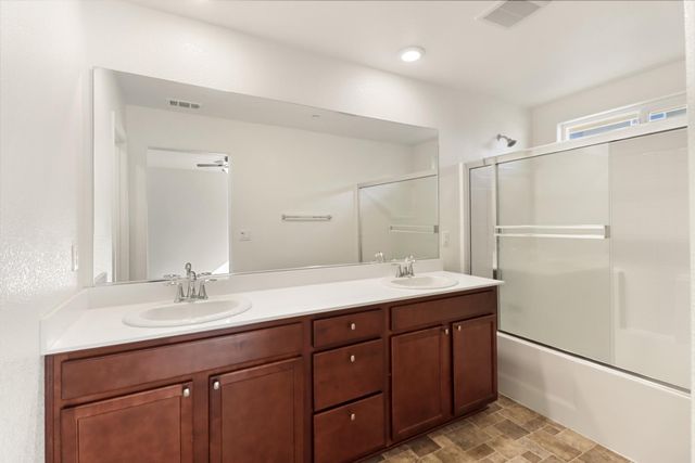 3230 Chelmer Way, Rancho Cordova, CA 95670