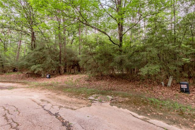 Lot 9 Rohm Place, Huntsville, TX 77320