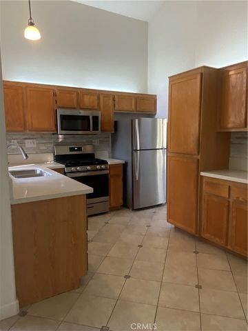 3301 Orangewood, Irvine, CA 92618