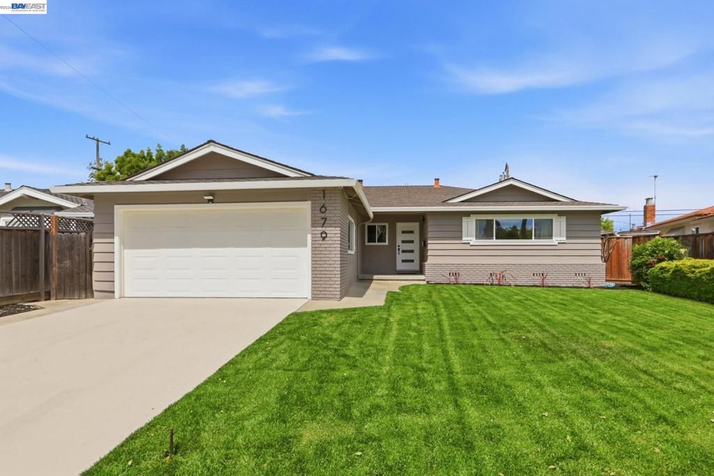 Image 2 of property listing at 1679 Catalonia Way, San Jose, CA 95125