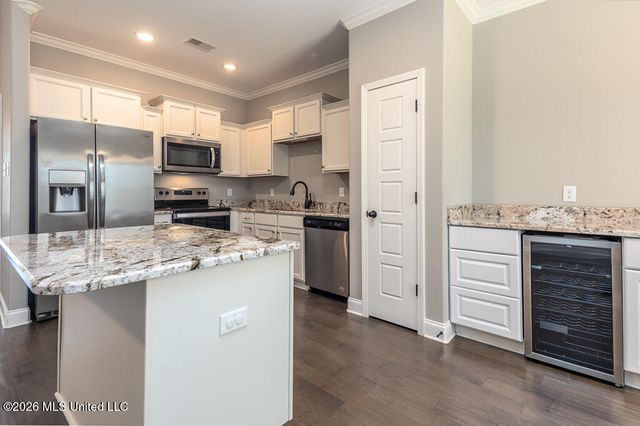 6067 Arnold Palmer Cove, Olive Branch, MS 38654