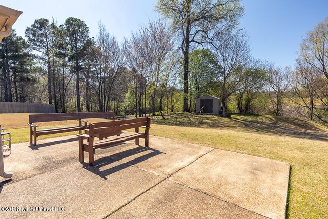 6067 Arnold Palmer Cove, Olive Branch, MS 38654