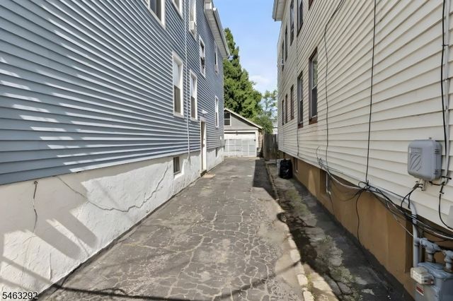 102 Delmar Pl, Irvington Twp., NJ 07111
