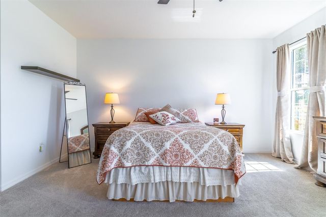 8822 SW 82ND COURT ROAD, Ocala, FL 34481