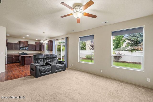 2699 E Thrush DR, Post Falls, ID 83854