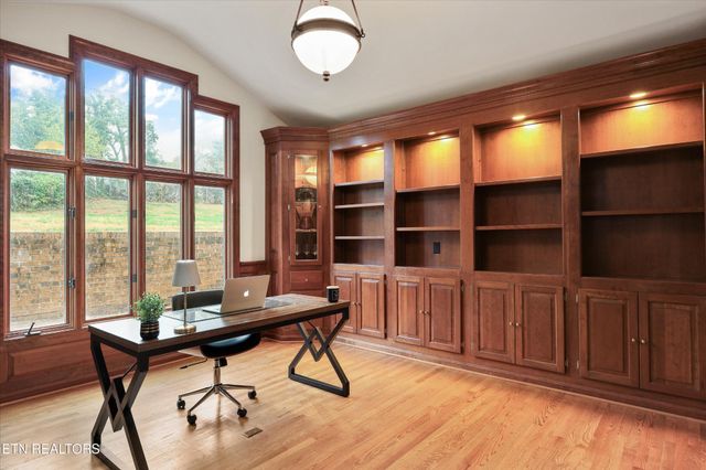 7113 Cheshire Drive, Knoxville, TN 37919