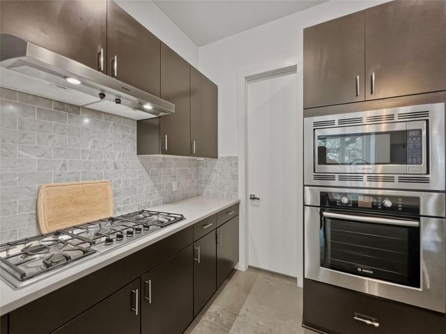 2118 Brackenridge ST 2, Austin, TX 78704