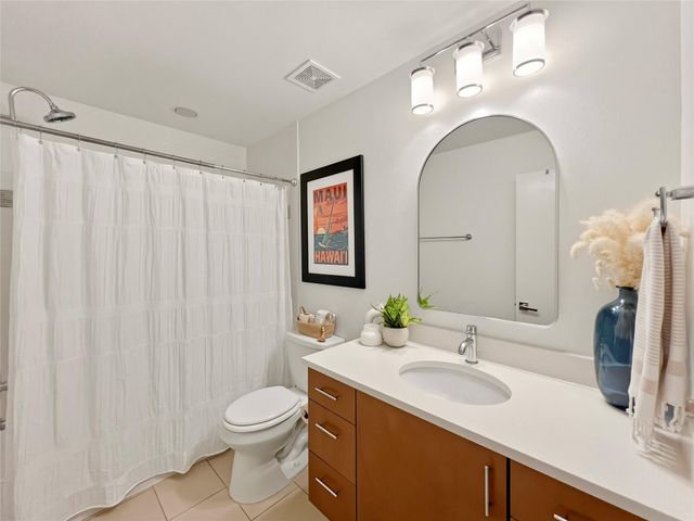 2118 Brackenridge ST 2, Austin, TX 78704