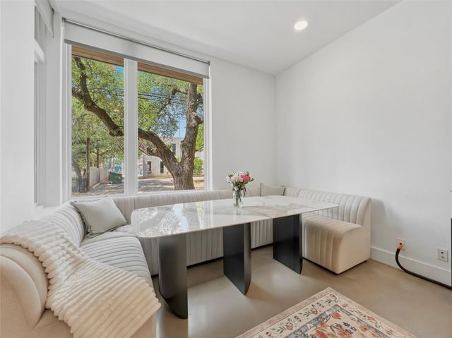 2118 Brackenridge ST 2, Austin, TX 78704