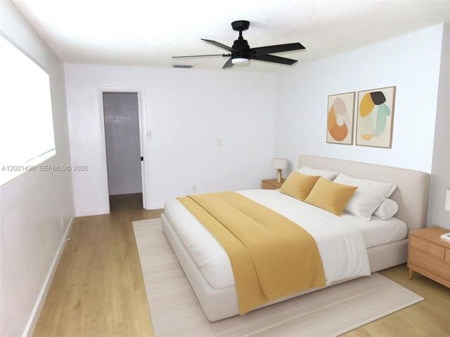 4233 Washington St, Hollywood, FL 33021