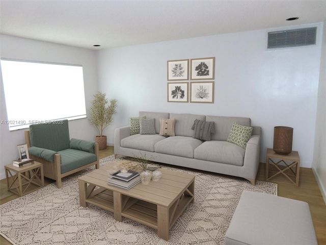 4233 Washington St, Hollywood, FL 33021