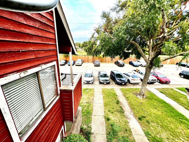 9839 Walnut Street 305, Dallas, TX 75243