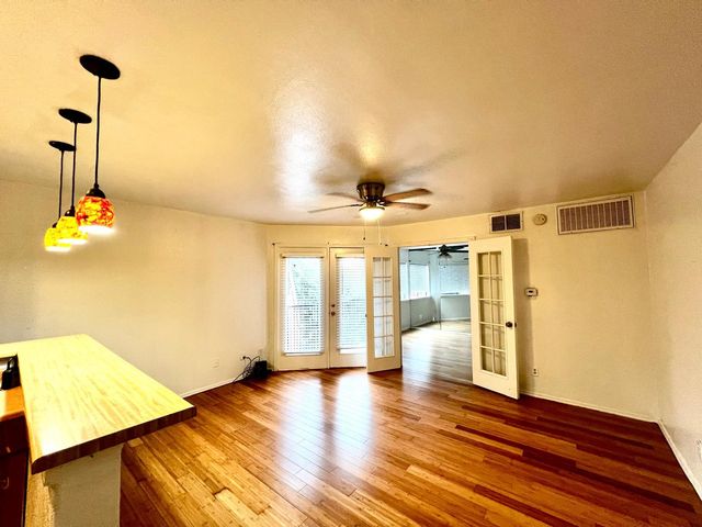 9839 Walnut Street 305, Dallas, TX 75243