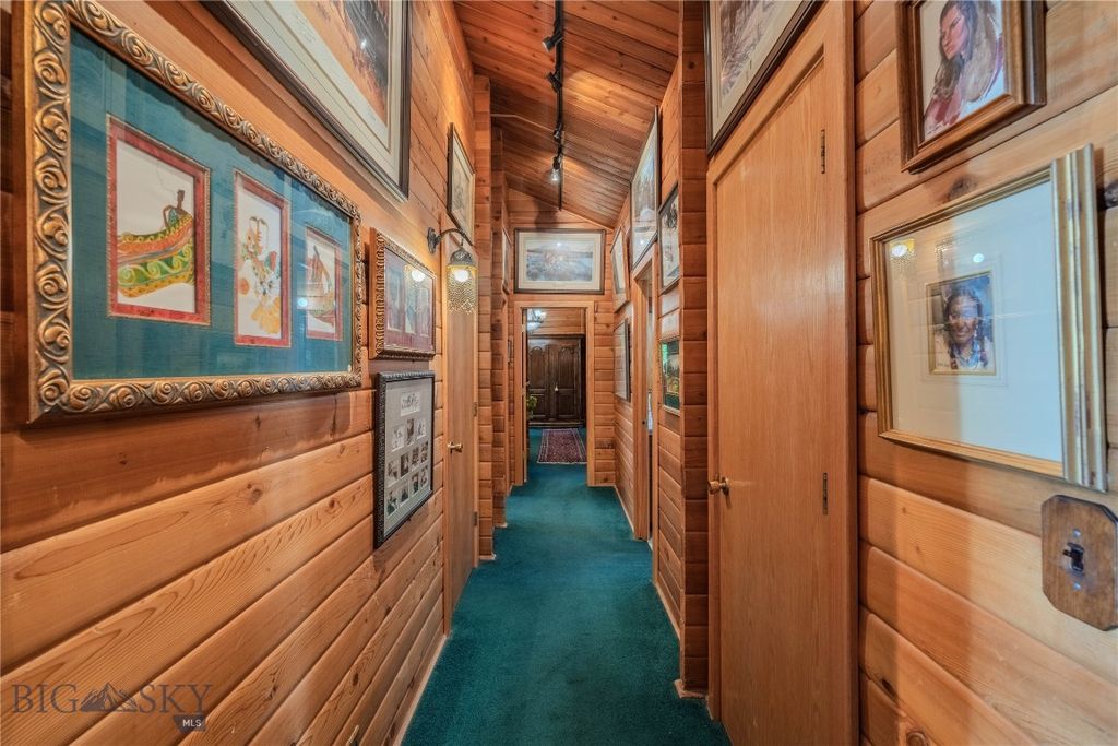 170 Loop Lane, West Yellowstone, MT 59758 photo 12